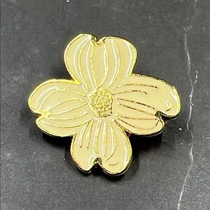 Canada asi 53697 Dogwood Flower Pin